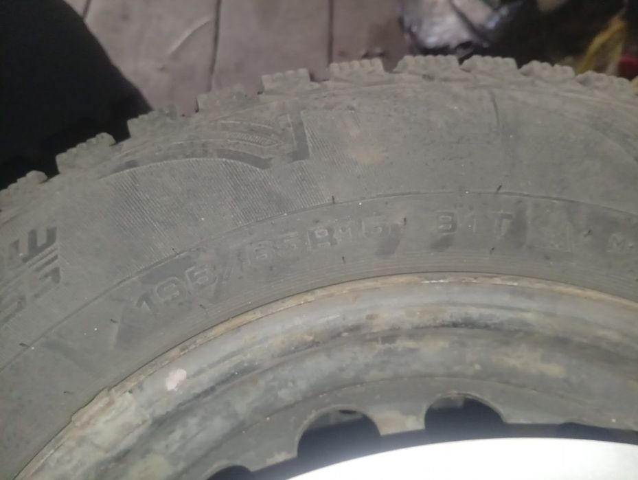 Продам шины на 15