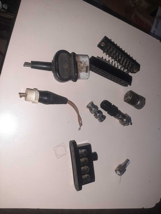 Продам разъемы..