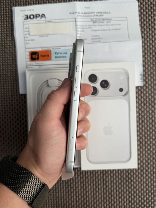 НОВ! 512Gb*ЛИЗИНГ* iPhone 17 Pro Silver 24М ГАРАНЦИЯ