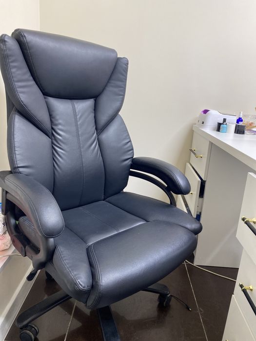 Кресло офисное состояние хорошое