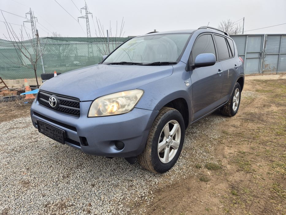Тойота рав 4 136к.с. на части
Toyota Rav4 2008г 2.2 D4D 136к.с

Двигател и скорости са перфектни
Джантите са ПРОДАДЕНИ
Теглича е ПРОДАДЕН

Моля прав