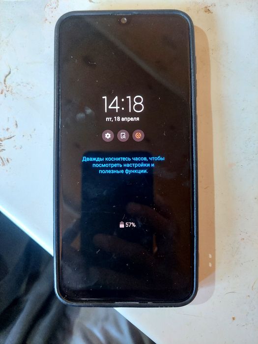 Продам Samsung galaxy a50 в отличном состоянии