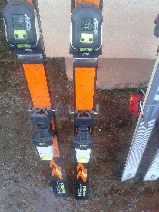2 perechi Skiuri Germania
