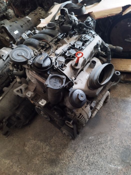 Двигател VW,AUDI 1.6 фси fsi-BLF