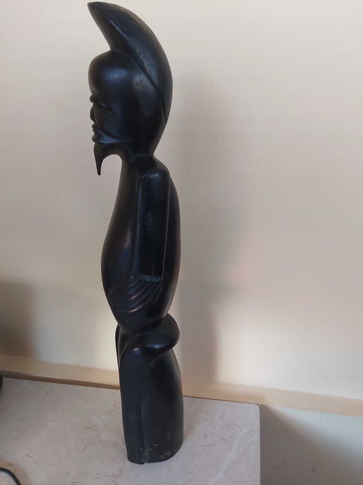 Тибетски монах от абаносово дърво