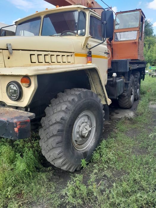 Автокран «Ивановец» 14т.