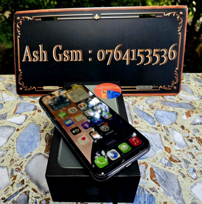 Iphone 11 Pro Green, baterie 100%