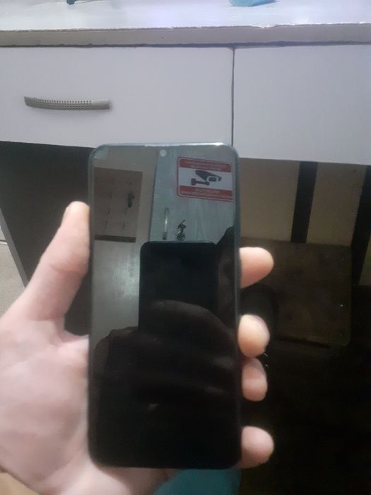 Продам телефон Huawei P Smart