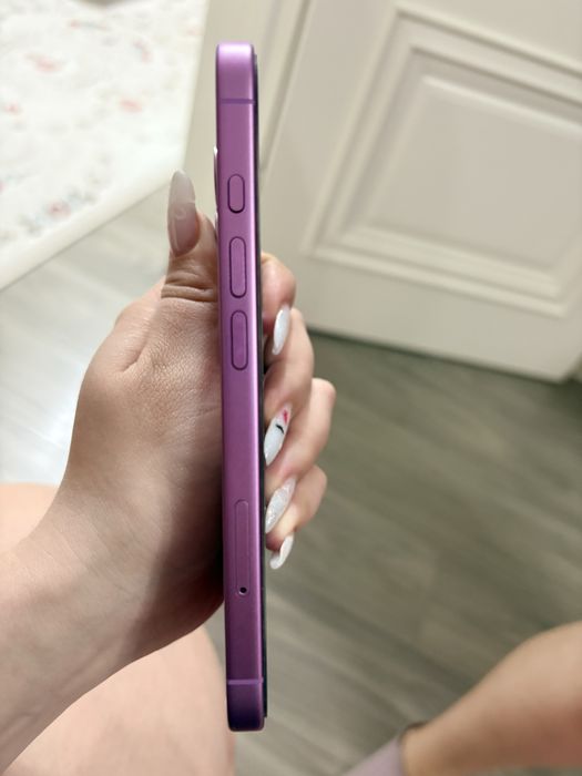 Iphone 16 розовый 256 гб