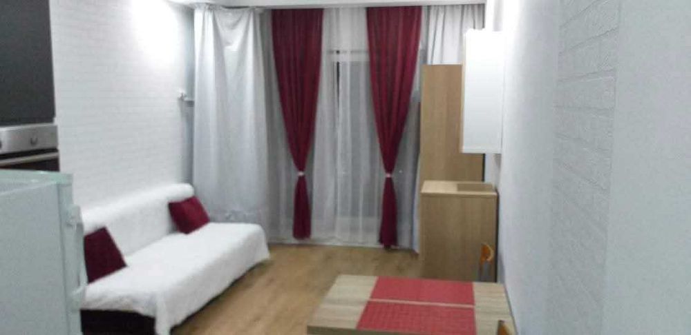 Garsoniera de închiriat