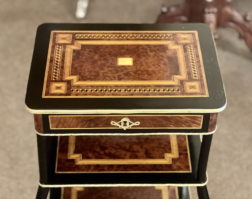 Măsuță Napoleon III *** vintage / antic / vechi / retro ***
