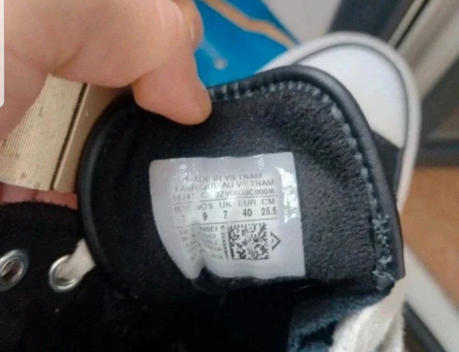 Converse înalți negri mărimea 40