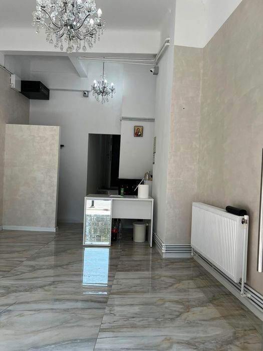 Spațiu comercial de închiriat /vanzare