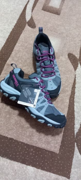 ghete bocanci Merrell goretex
