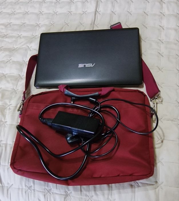 Ноутбук Asus б/у, не рабочий