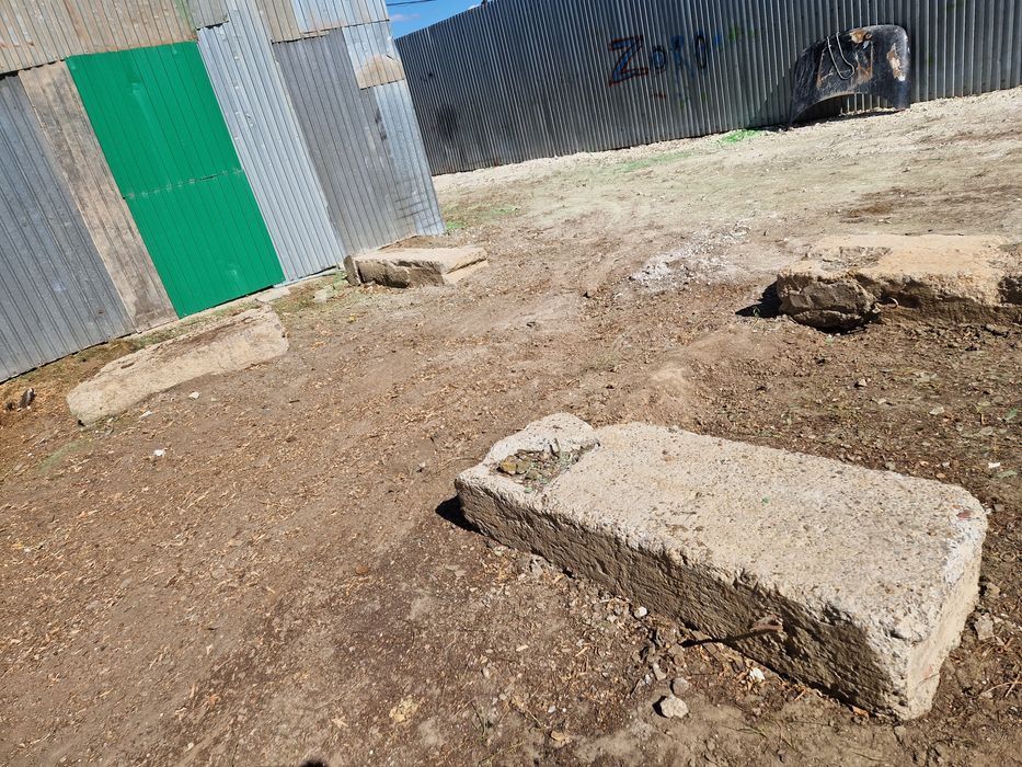 Блоки бетонныеее