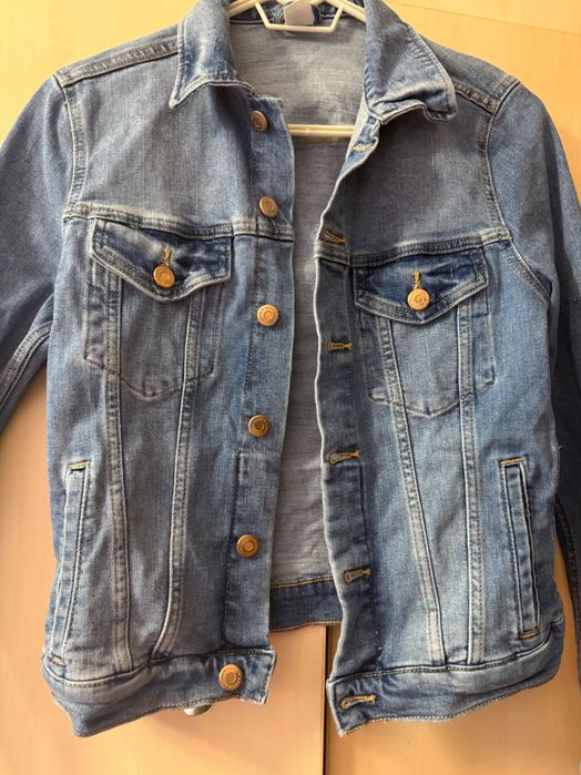 Geaca din denim - perfectă pentru primăvară