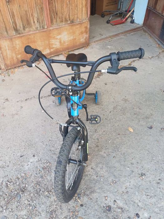 Детско колело с помощни