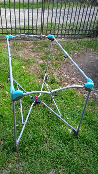 Детско  сгъваемо  легло легла  кошарка кошарки за ремонт или части