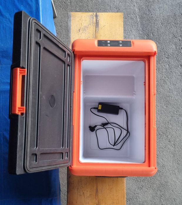 Авто-холодильник Alpicool CL50 на 50л