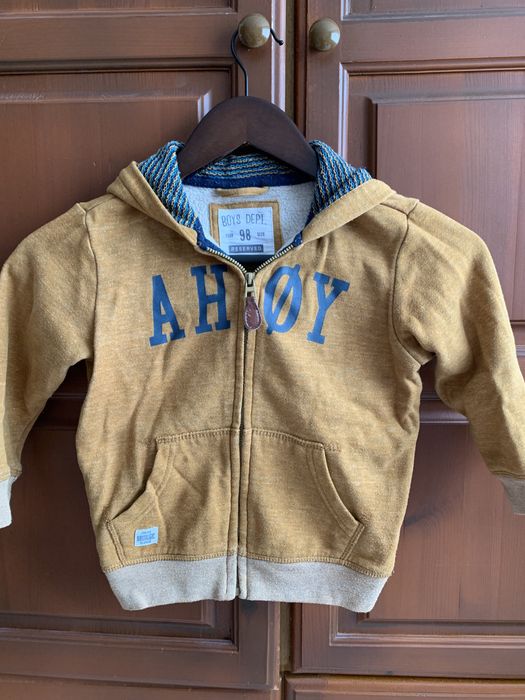 Сако 128 см яке 104см  горнище 104 см суичър 98 см