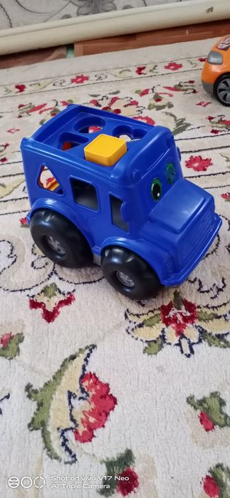 Продам машинки   трактор