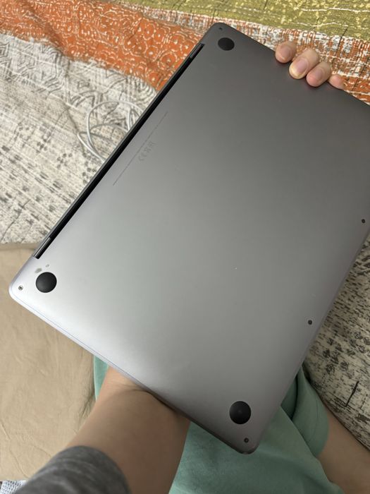 Macbook 13 экран