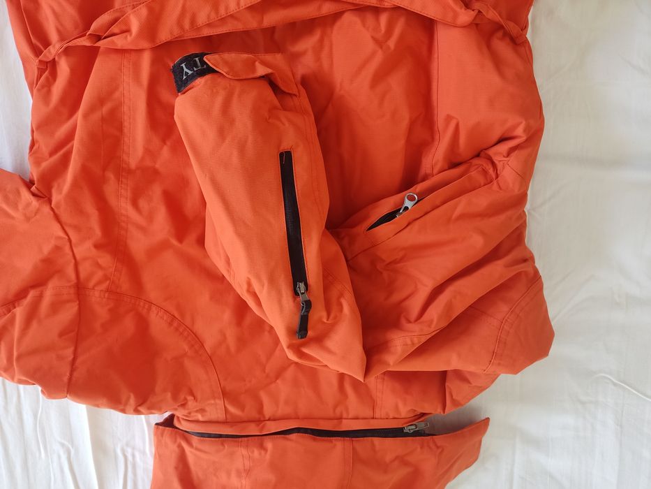 Лыжный костюм + 2е брюк