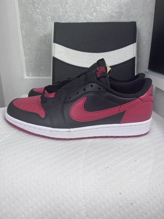 Jordan 1 low red