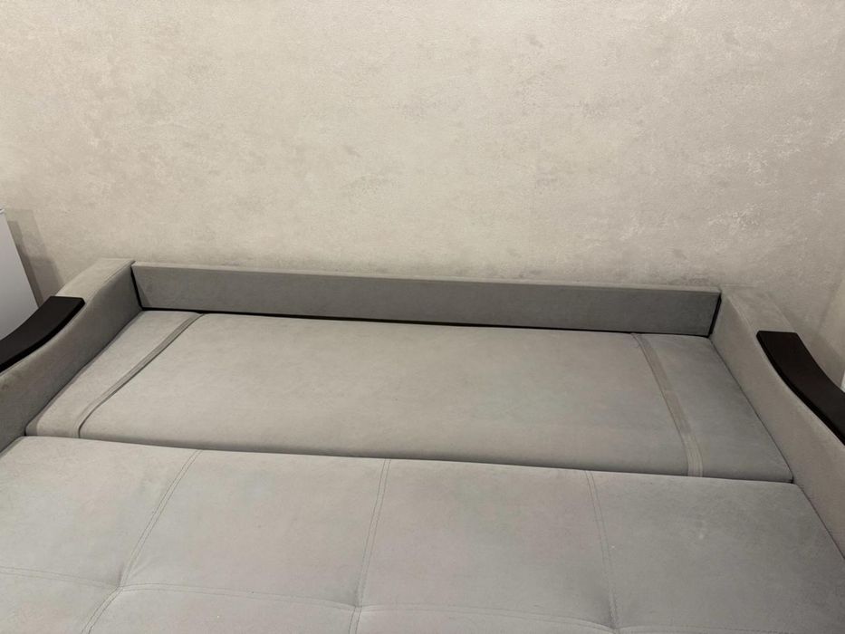 Продам диван в хорошем состоянии