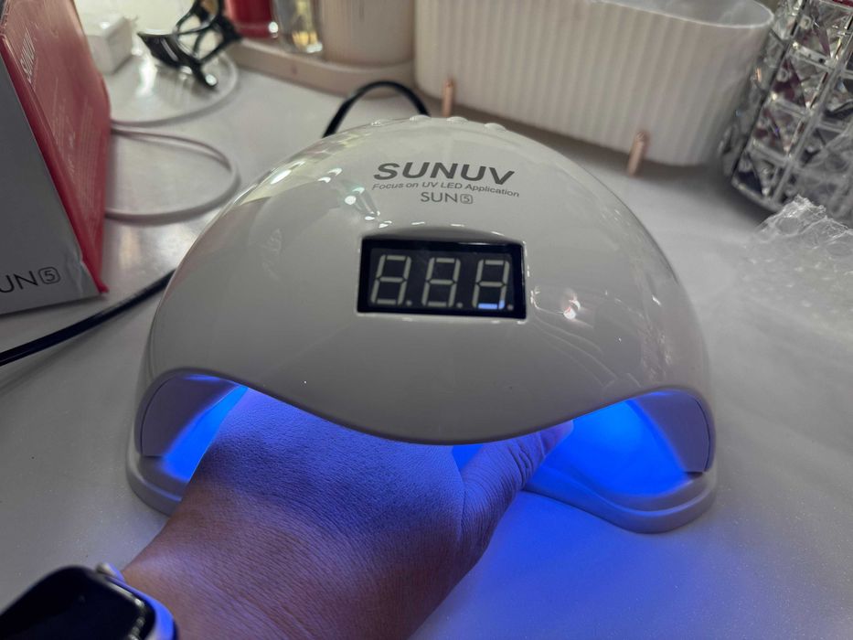 Продам LED лампу SUNUV 5