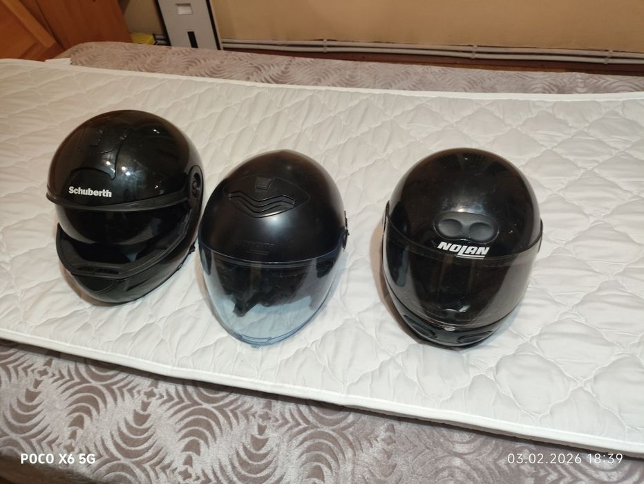 Каски за мотор шлемове