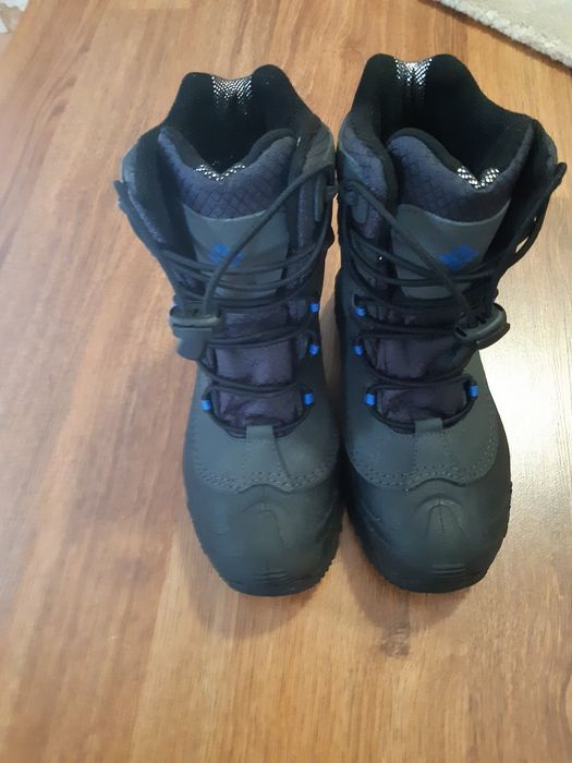 Bocanci iarna        .