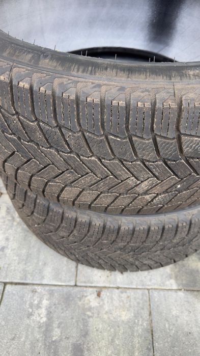 Michelin x-ice 275/40R22