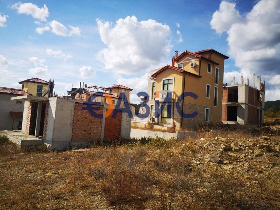 Продава се Къща в Свети Влас - 216 кв.м за 418 €/кв.м - Снимка #4