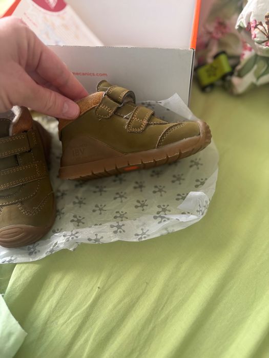 Бебешки ботушки биомеханикс