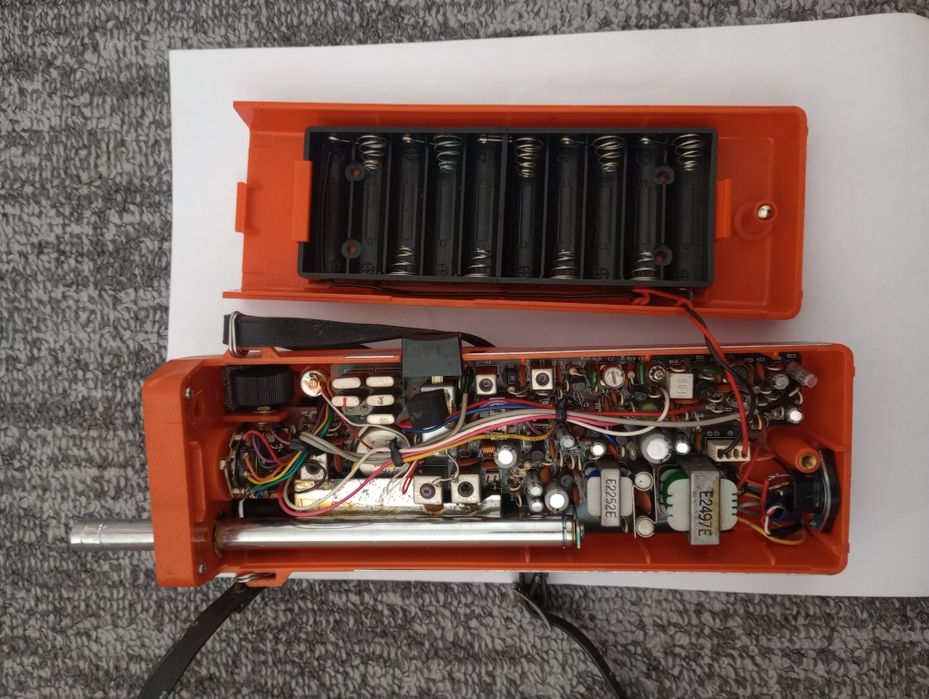 Vând Transmițător radio walkie-talkie Handic 31