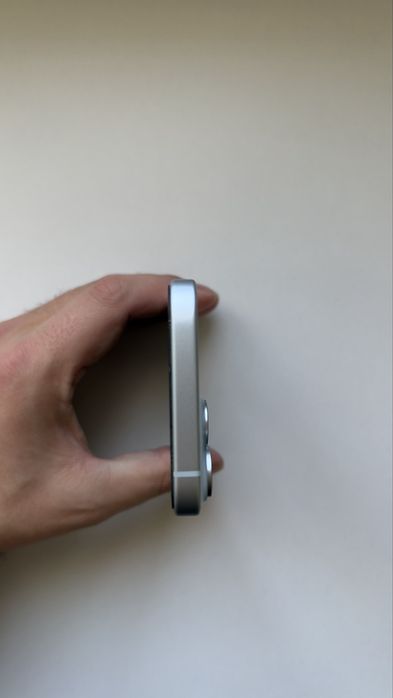 Iphone 15 256 в хорошем состоянии