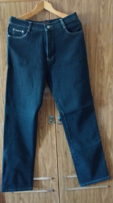 Мужские джинсы Италия