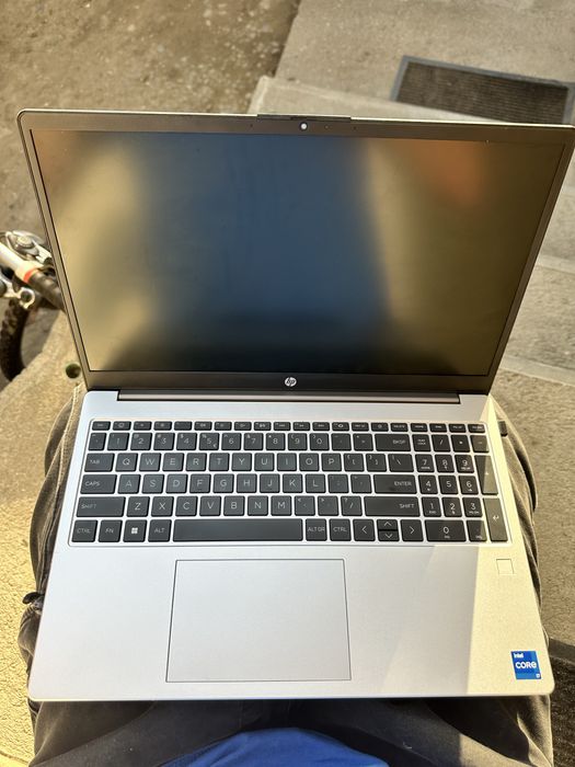 Laptop HP 250 G10, Inca in garantie