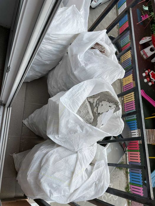 Curatenie apartamente ,curatenie garaje ,ridicam moloz si gunoi
