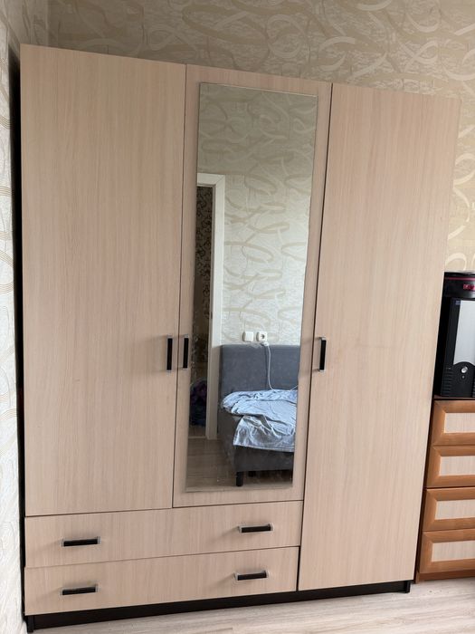 Шкаф для одежды!