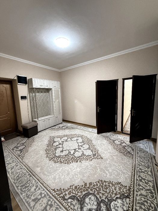 Паркентский 3/2/10 сотилади