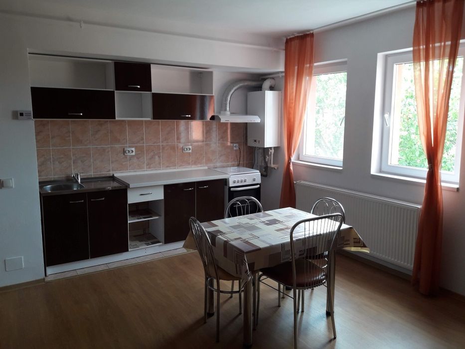 Apartament de închiriat