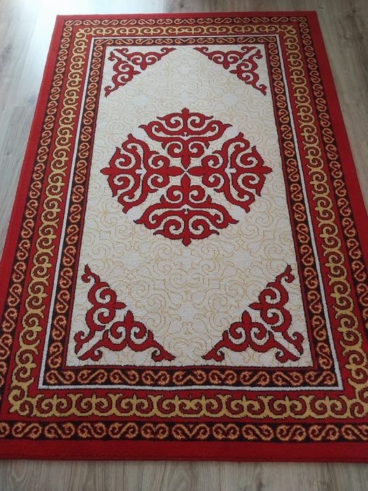 Продам ковры в национальном стиле