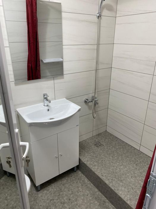 Proprietar inchiriez ap tip studio 23 mp Zona Steaua