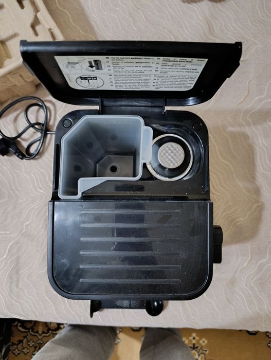 Продам кофеварку