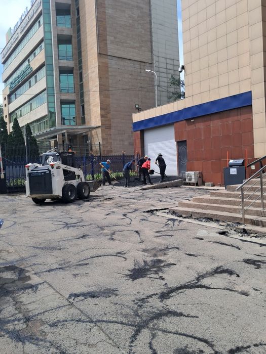 Асфальтирование  дорог дворов заездов