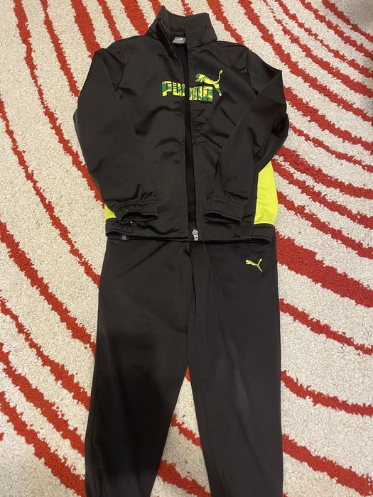 Hanorac si pantaloni