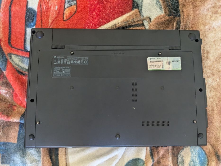 Laptop HP Model HP 620